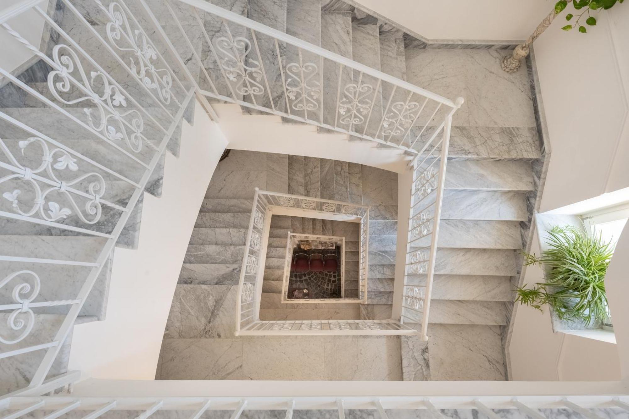 Palazzo Desiderio Apartment Castellammare di Stabia Bagian luar foto